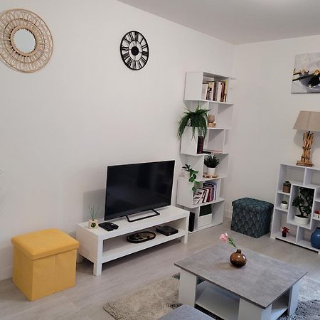 Cocooning House 204 Suite Green- Superb Studio Aeroport Paris Roissy Cdg, Parc Asterix, Chateau De Chantilly, Stade De France Survilliers ภายนอก รูปภาพ